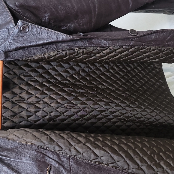 Jacket - Picture 3 of 3